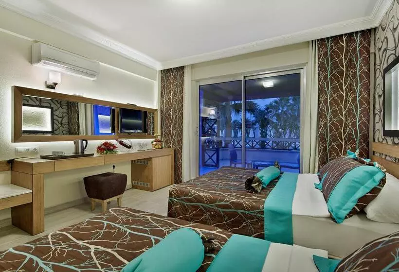 Saphir Hotel & Villas