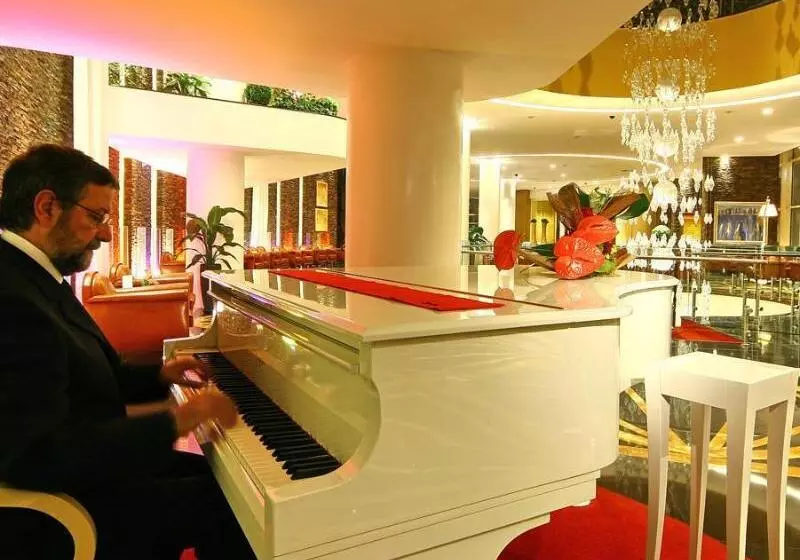 Splendid Conference & Spa Resort