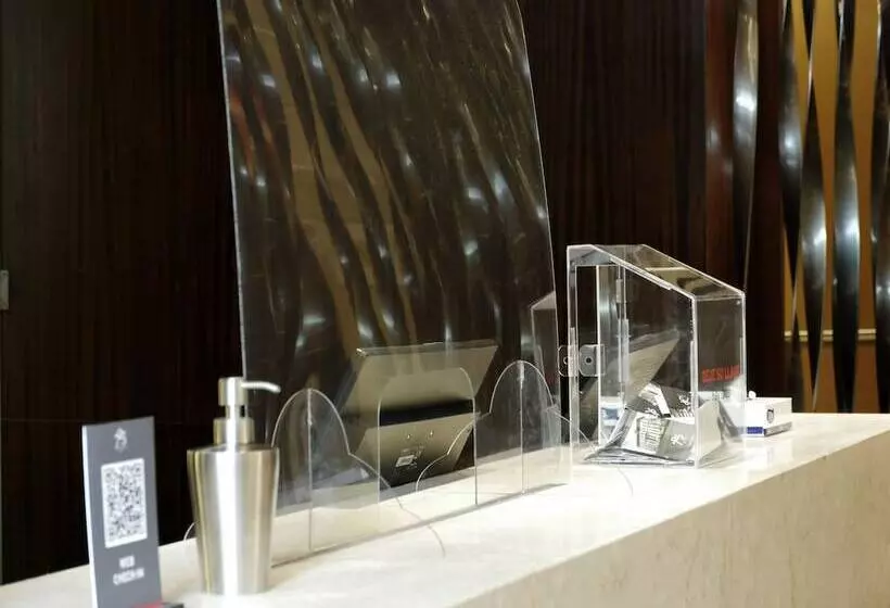 هتل 725 Continental