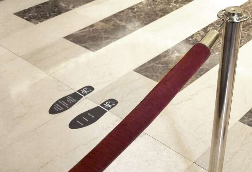 هتل 725 Continental