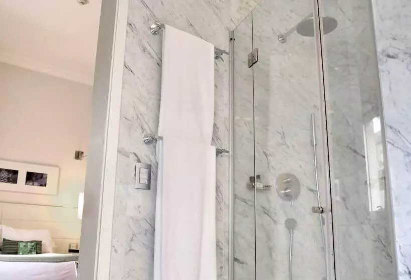 هتل 725 Continental