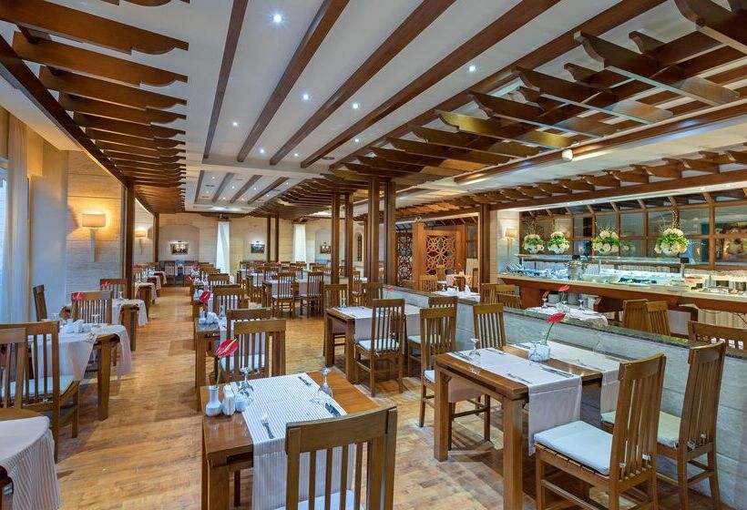 هتل Dobedan Beach Resort Comfort