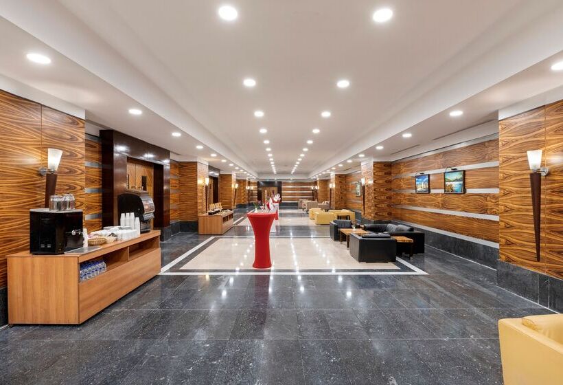 هتل Dobedan Beach Resort Comfort