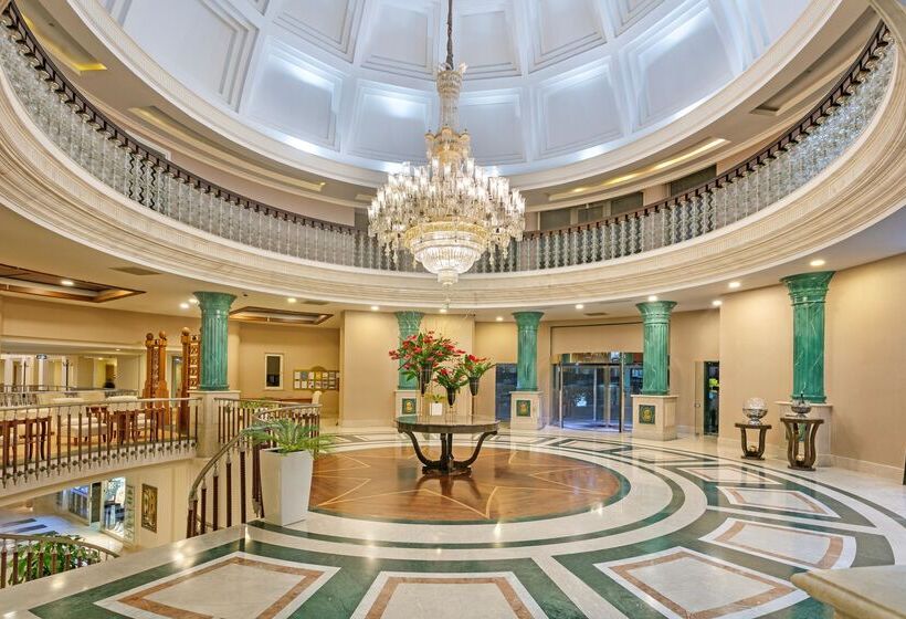 هتل Dobedan Beach Resort Comfort