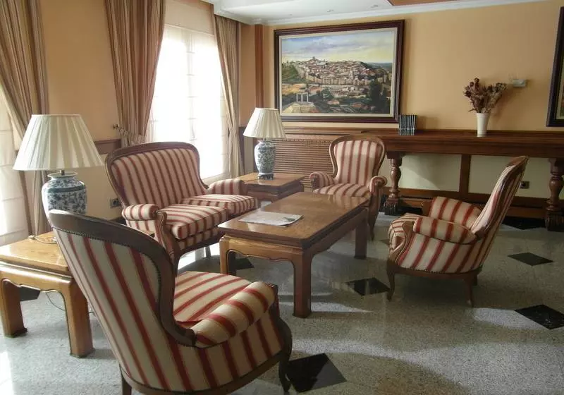 هتل II Castillas Ávila