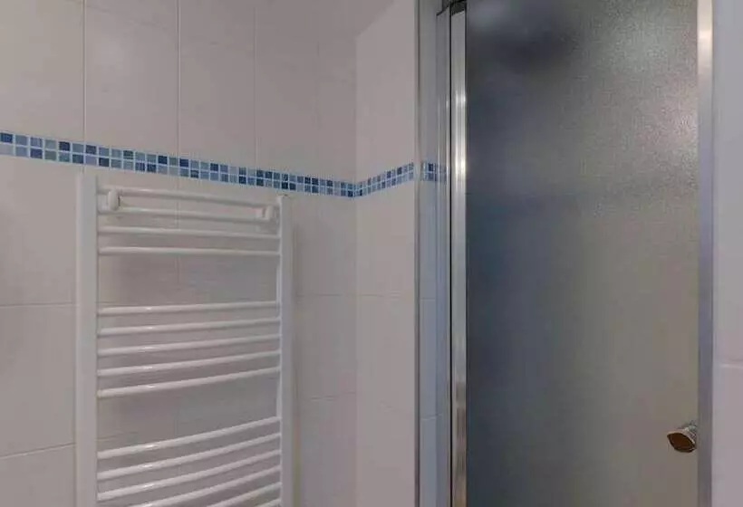 هتل La Croix Blanche