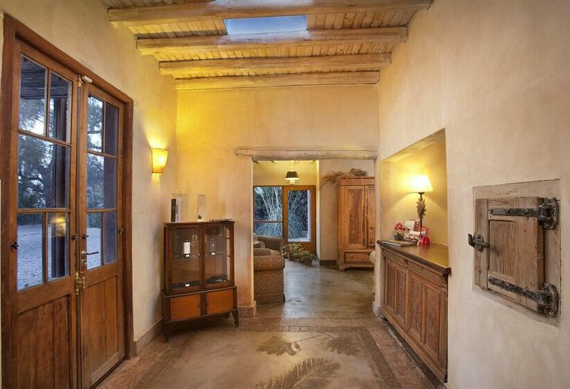 Hotel Posada Borravino