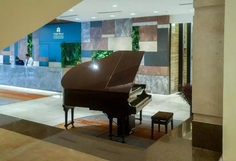Hotel Royal Signature