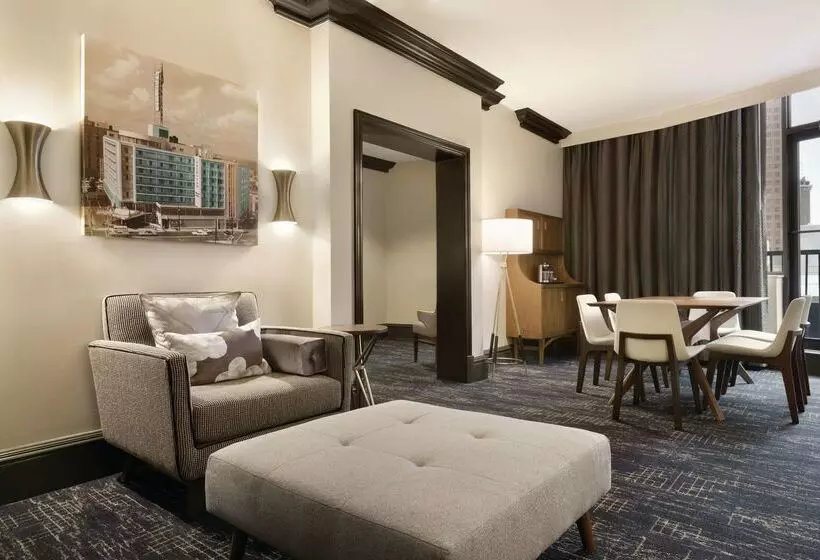 American Hotel Atlanta Downtown, Tapestry Collection Hilton