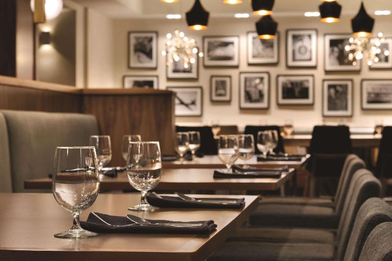 American Hotel Atlanta Downtown, Tapestry Collection Hilton