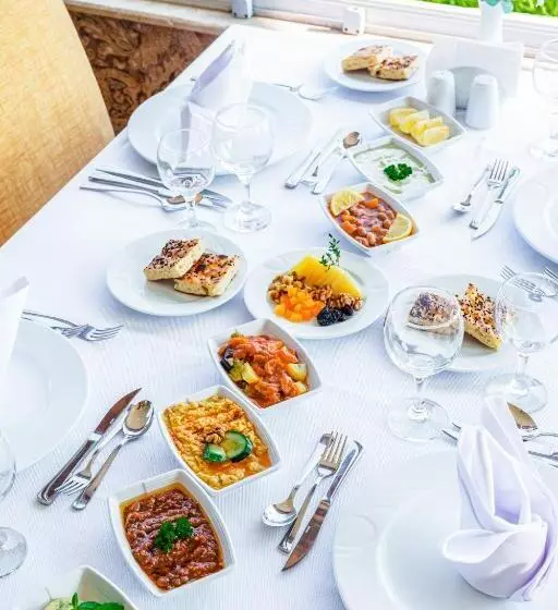 Oz Hotels Incekum Beach