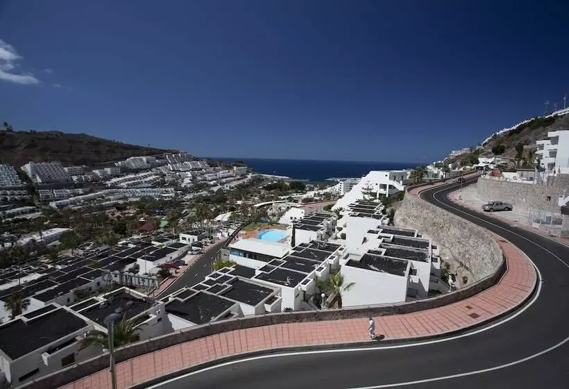 Apartamentos Montesol