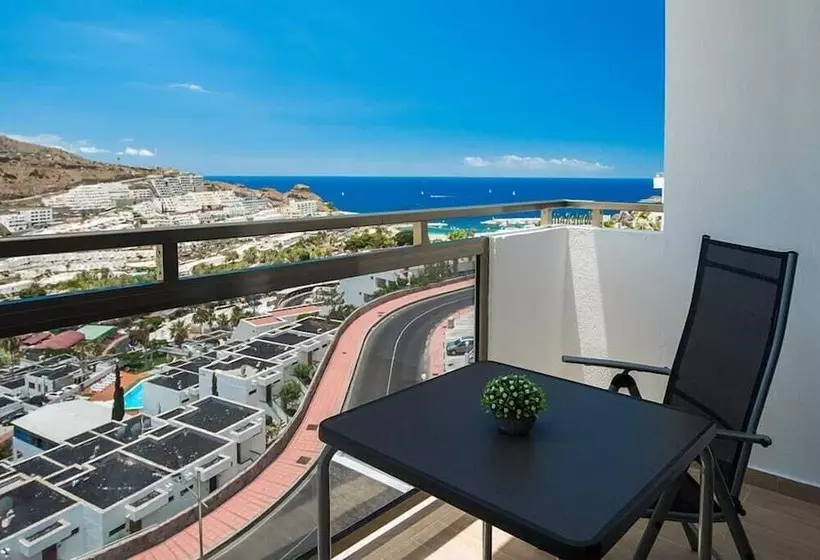 Apartamentos Montesol