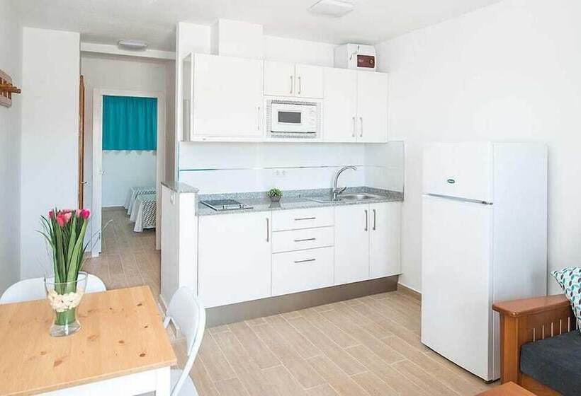 Apartamentos Montesol