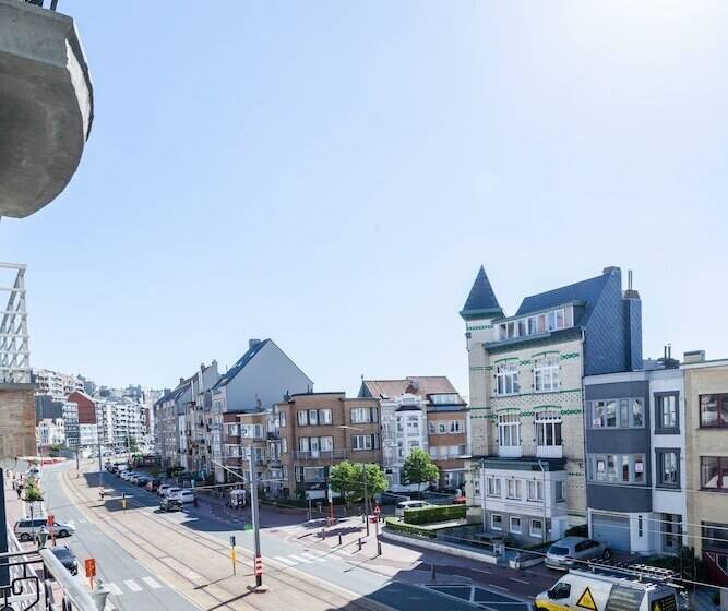 Avenue Hotel By F Hotels