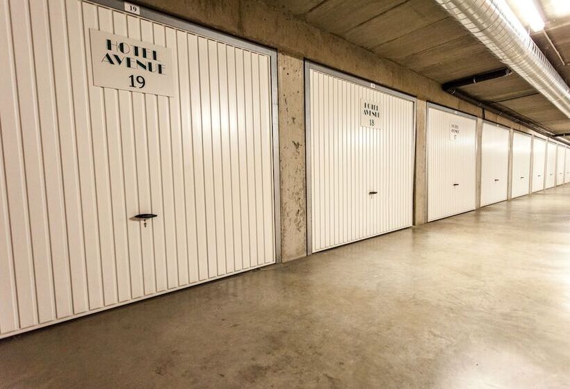 Avenue Hotel By F Hotels