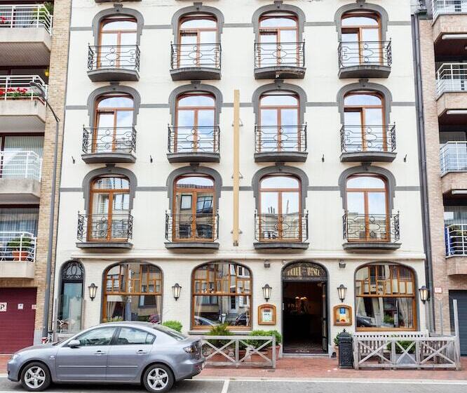 Avenue Hotel By F Hotels