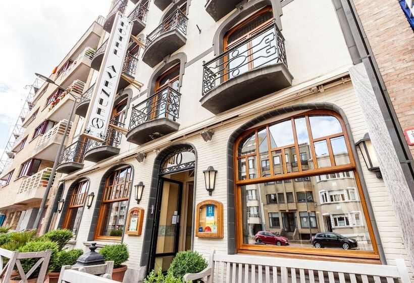 Avenue Hotel By F Hotels