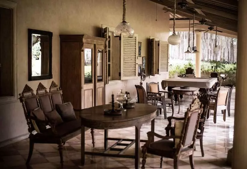 هتل Balquisse Heritage