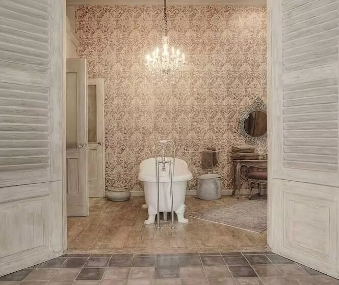 هتل Balquisse Heritage