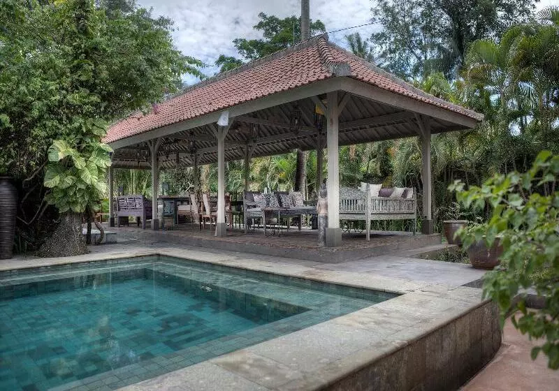 هتل Balquisse Heritage