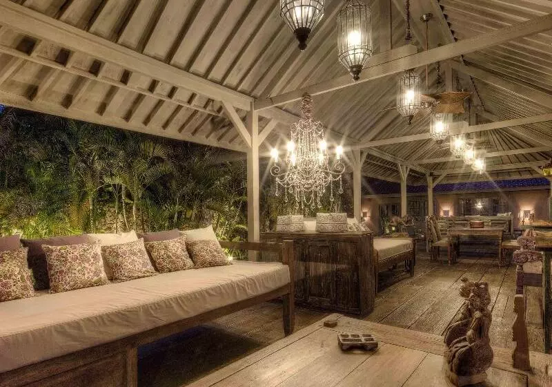 هتل Balquisse Heritage