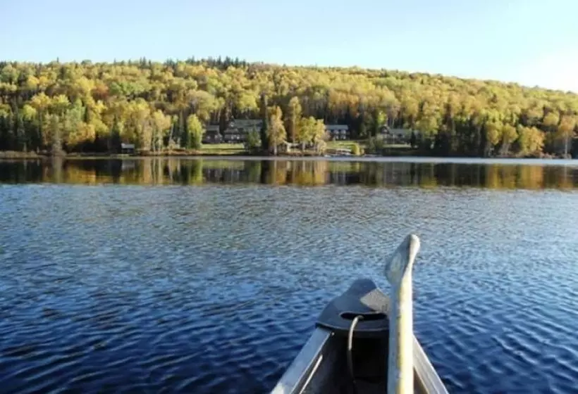 בית מלון כפרי Club Odanak