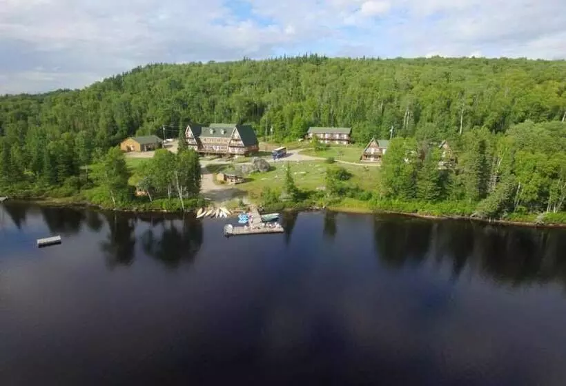 בית מלון כפרי Club Odanak