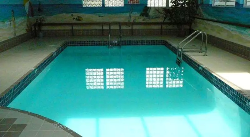 Coast Abbotsford Hotel & Suites