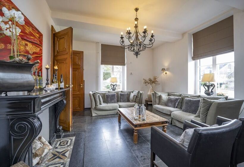 Fletcher Hotel Restaurant De Burghoeve