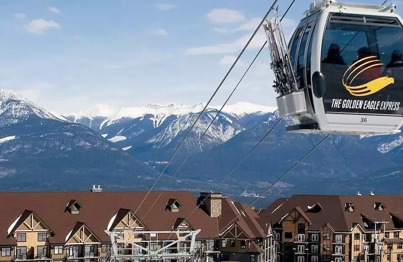 호텔 Glacier Mountaineer Lodge