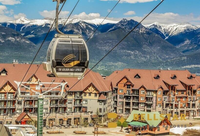 هتل Glacier Mountaineer Lodge