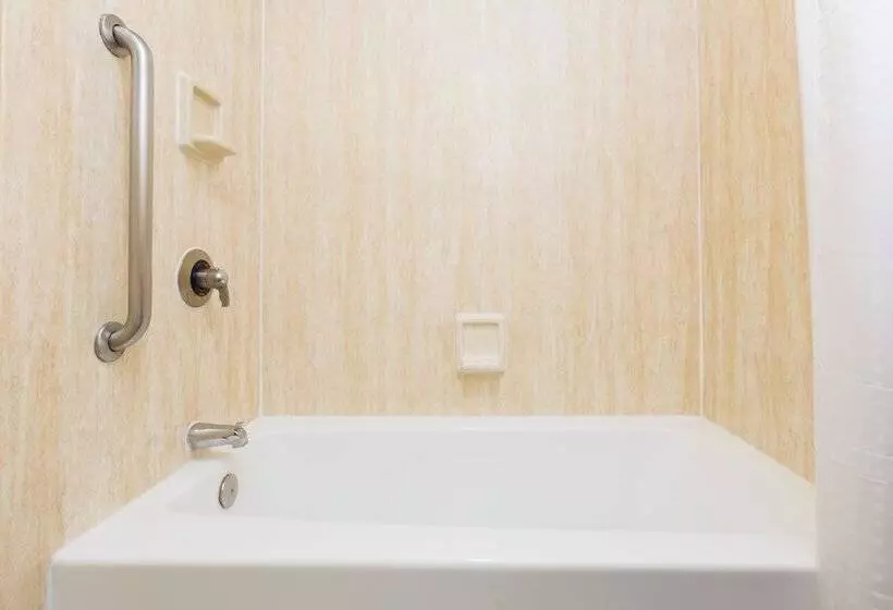 هتل Greentree Inn San Diego Mission Bay