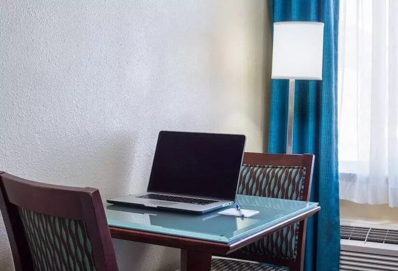 هتل Greentree Inn San Diego Mission Bay