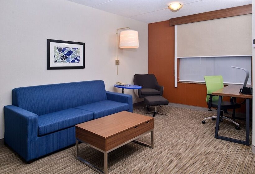 Hotel Holiday Inn Express & Suites Buffalo Downtown, An Ihg