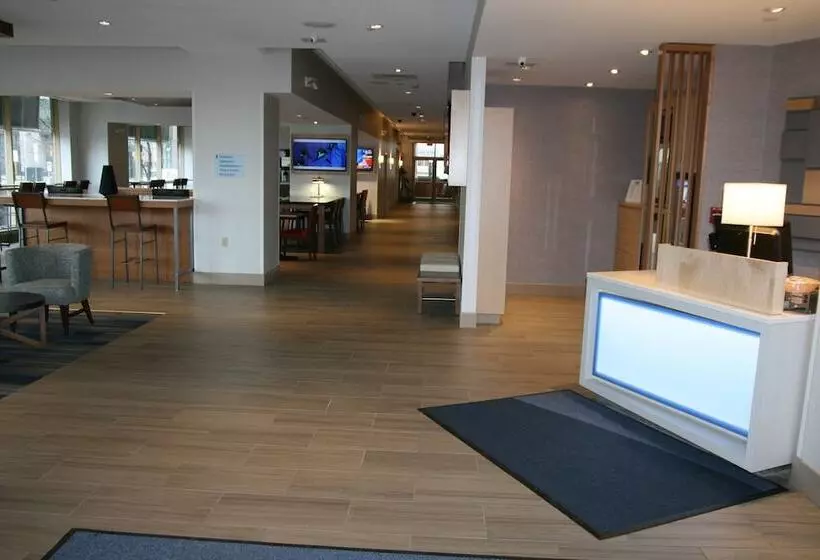 酒店 Holiday Inn Express & Suites Buffalo Downtown, An Ihg