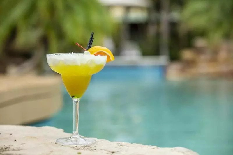 בית מלון כפרי Mercure Darwin Airport Resort