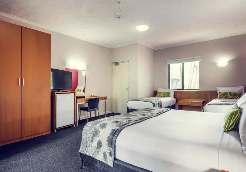 בית מלון כפרי Mercure Darwin Airport Resort