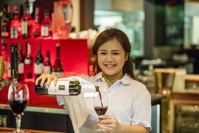 בית מלון כפרי Mercure Darwin Airport Resort