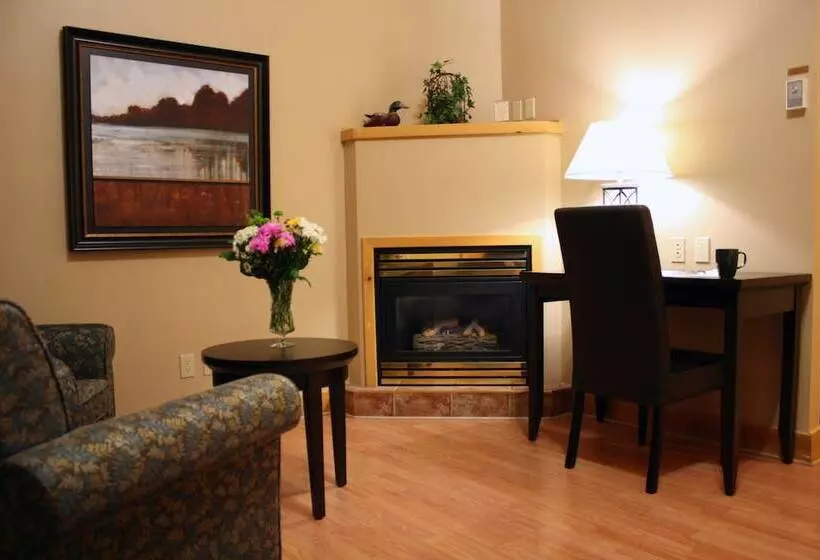 فندق Overlander Mountain Lodge