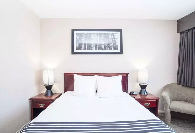 ホテル Sandman Inn Smithers