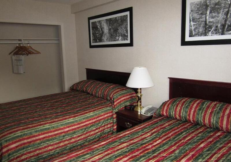 هتل Sandman Inn Smithers