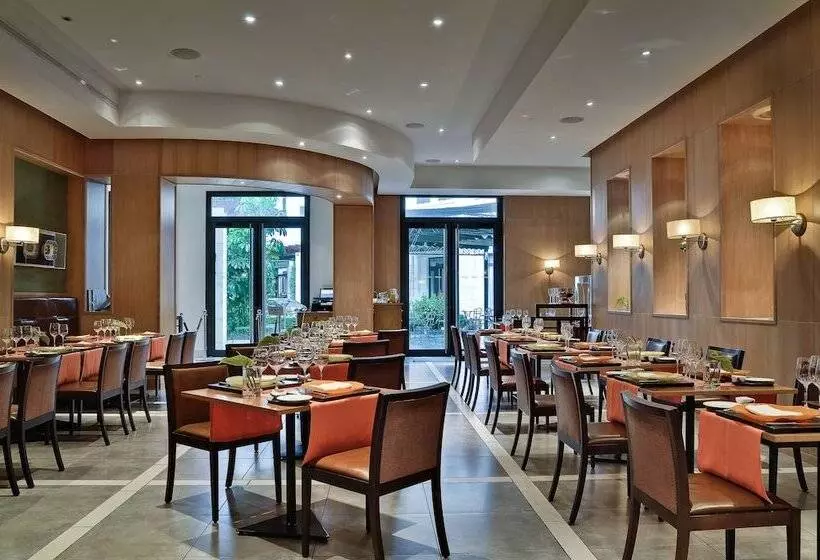 فندق The Westin Valencia