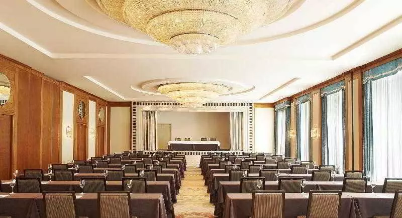 فندق The Westin Valencia