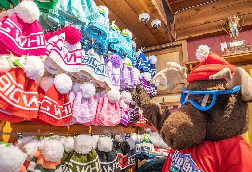 فندق White Crystal Inn