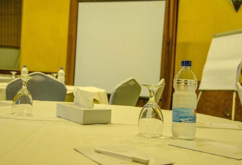 هتل Grand Pyramids