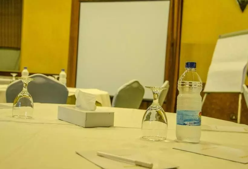 هتل Grand Pyramids