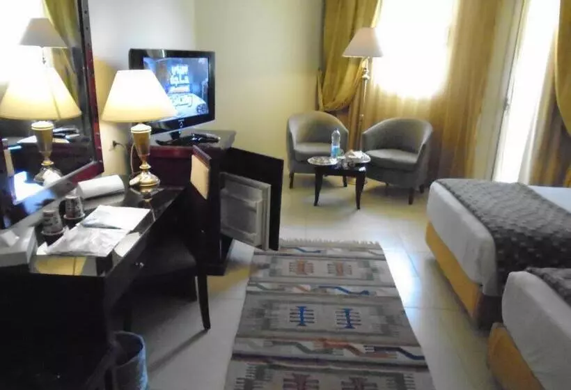 هتل Grand Pyramids