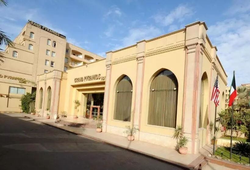 هتل Grand Pyramids