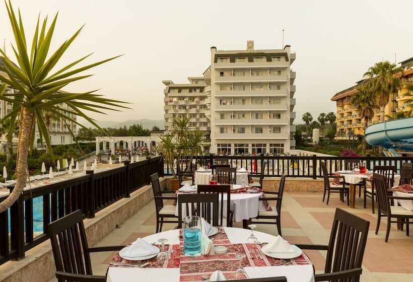 فندق Holiday Garden Resort